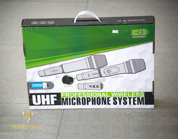 Professional Wireless Microphone - Image 2